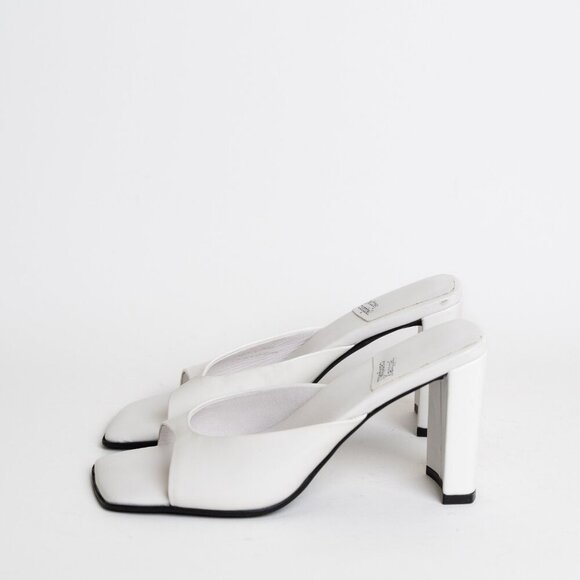 ✨ Jeffrey Campbell Square Toe Sandal Mule Inspired Heels White NEW - Picture 2 of 16